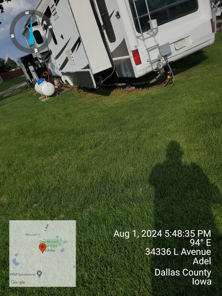 Trusted landscape installation in Des Moines, IA by Lopez Handy Guy