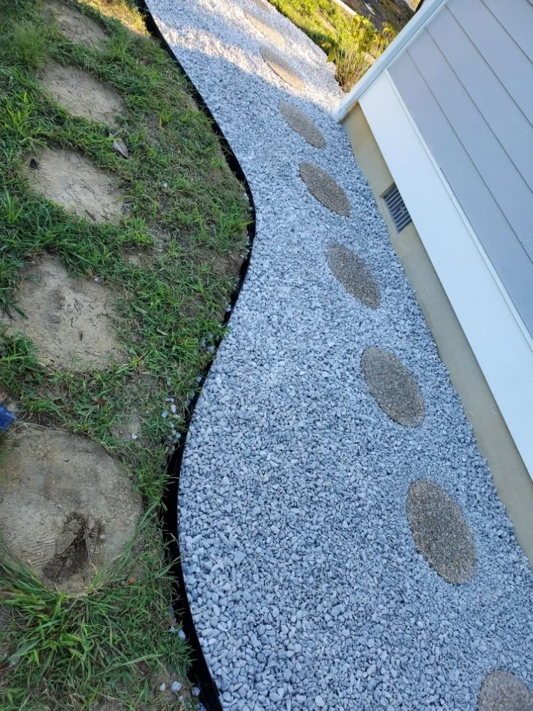 Expert yard cleanup service for homes in Preston, MD by Lopez Landcare