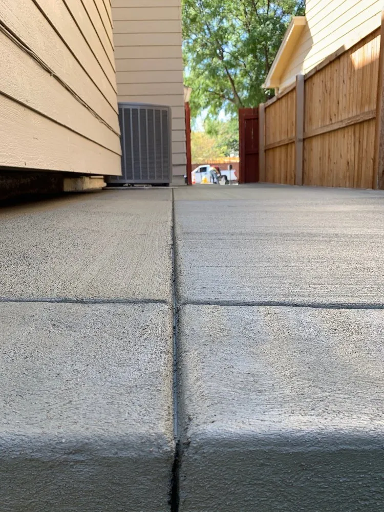 Reliable yard maintenance experts serving Denver, CO - Lopez Landscape & Concrete