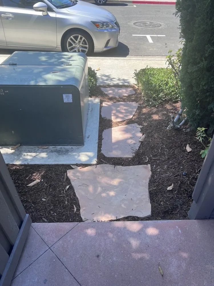 Local yard maintenance in Garden Grove, CA by Lopez Landscape & Tree Care