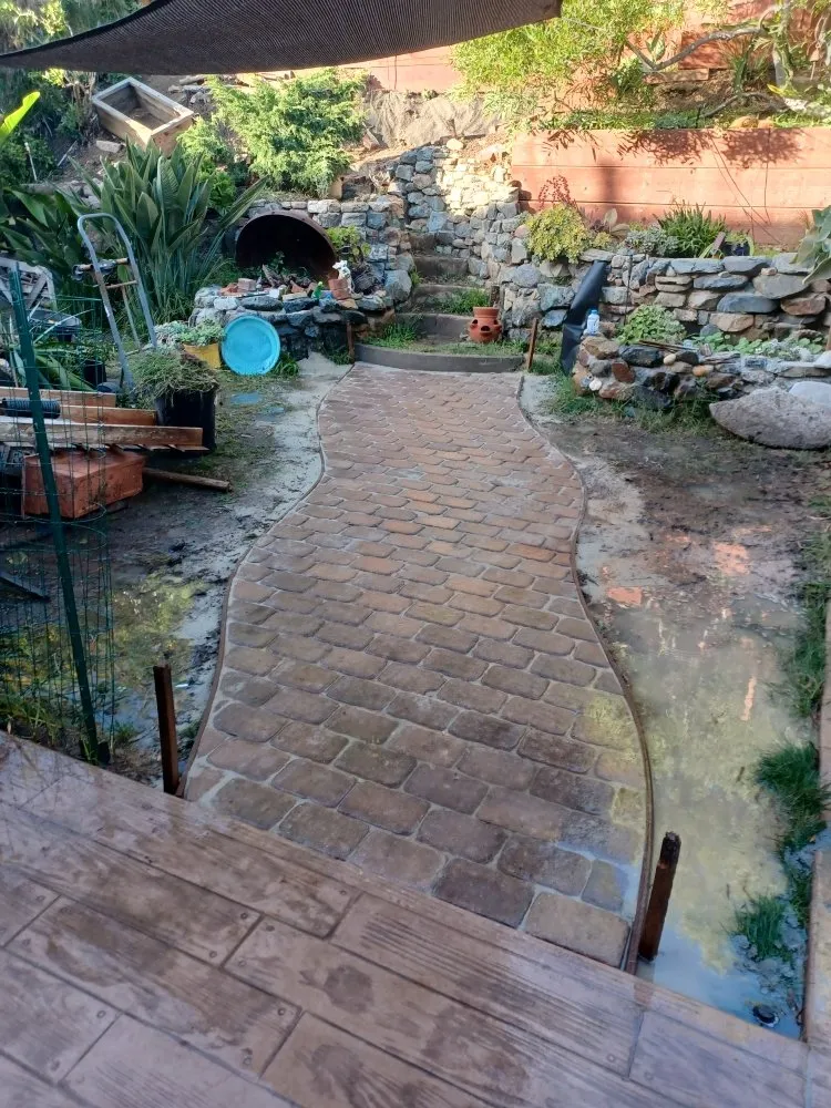 Local residential landscaping with custom design in Encinitas, CA by Lopez Landscape Maintenance