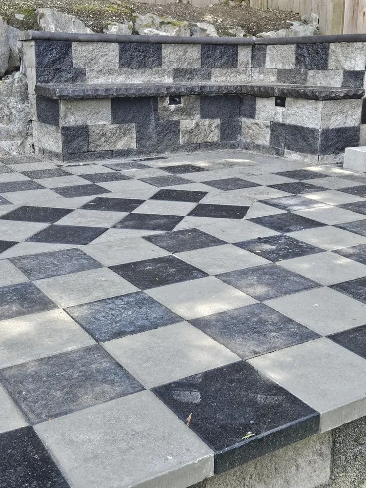 Top-rated outdoor landscaping for residential properties in Everett, WA by Lopez landscaping & Concrete