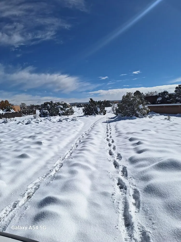 Trusted yard maintenance near you across Santa Fe, NM - Lopez Landscaping & Design