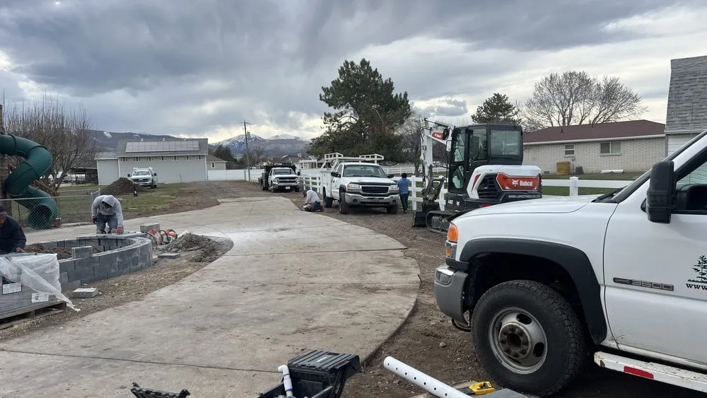 Professional yard cleanup service experts serving Bluffdale, UT - Lopez Landscaping & Maintenance