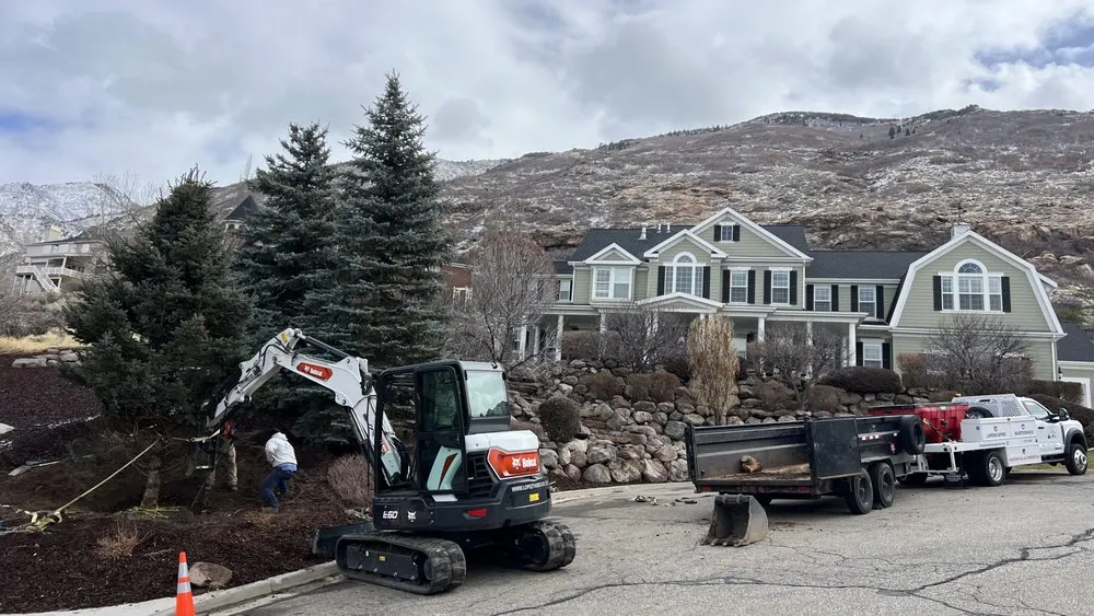 Top-rated yard maintenance in Bluffdale, UT - Lopez Landscaping & Maintenance