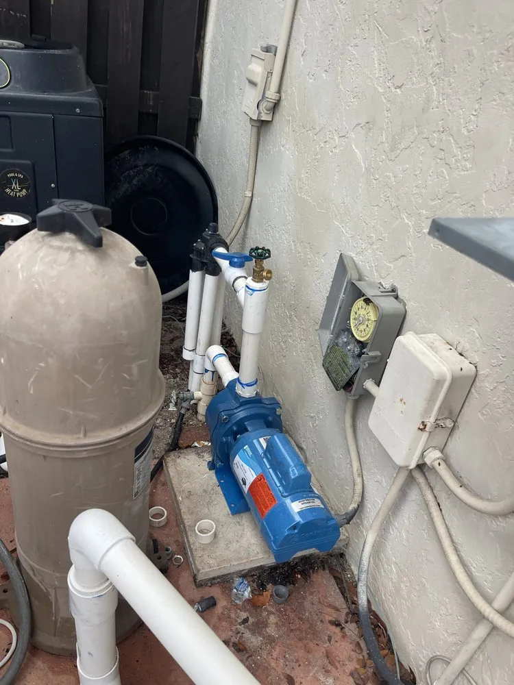 Trusted landscaping services in Hollywood, FL by Lopez Landscaping & Maintenance of Broward