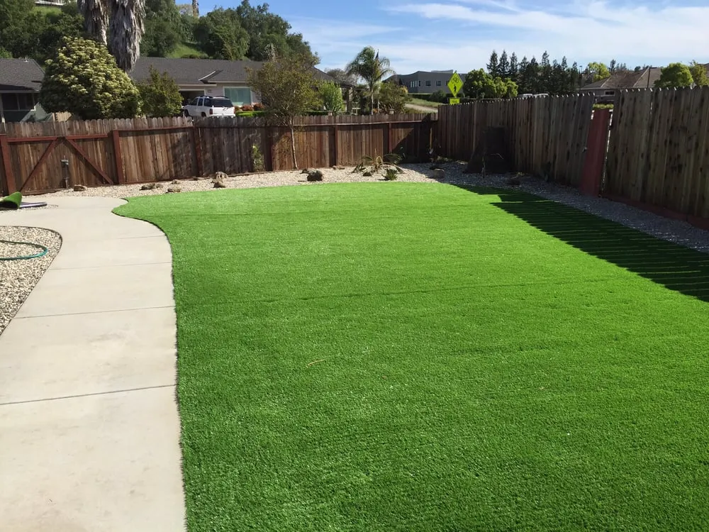 Expert landscaping services for homes across Antioch, CA - Lopez Landscaping & Pool Services