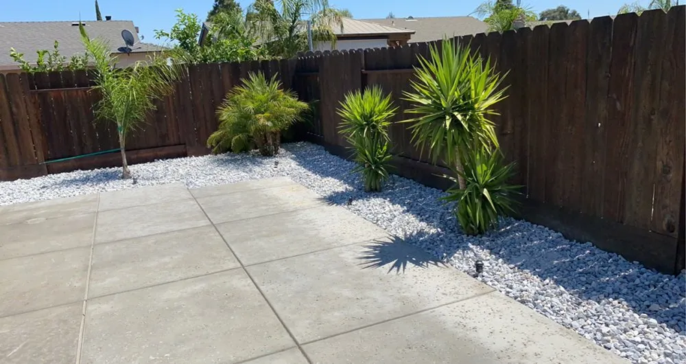 Professional residential landscaping in Delhi, CA - Lopez Landscaping & Yard Maintenance