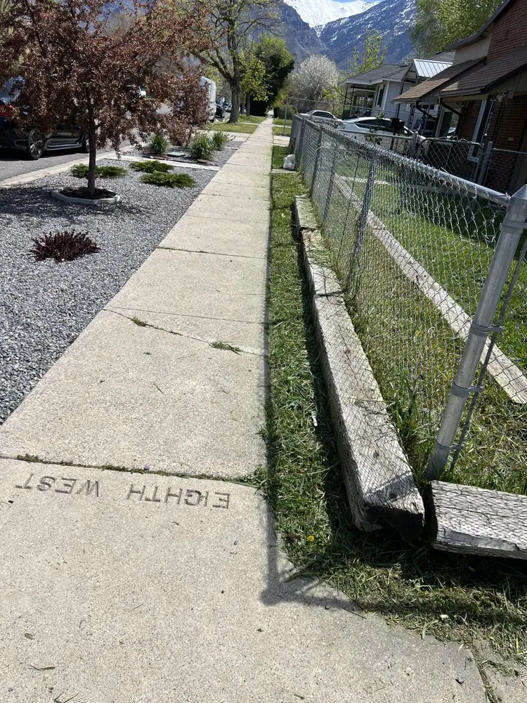 Professional yard maintenance for beautiful yards across Provo, UT - Lopez Landscaping And Design