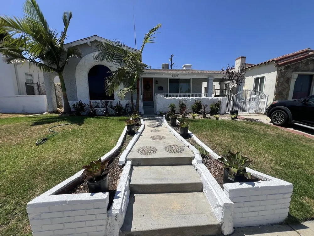 Custom lawn mowing service in Hawthorne, CA - Lopez Landscaping and Gardening