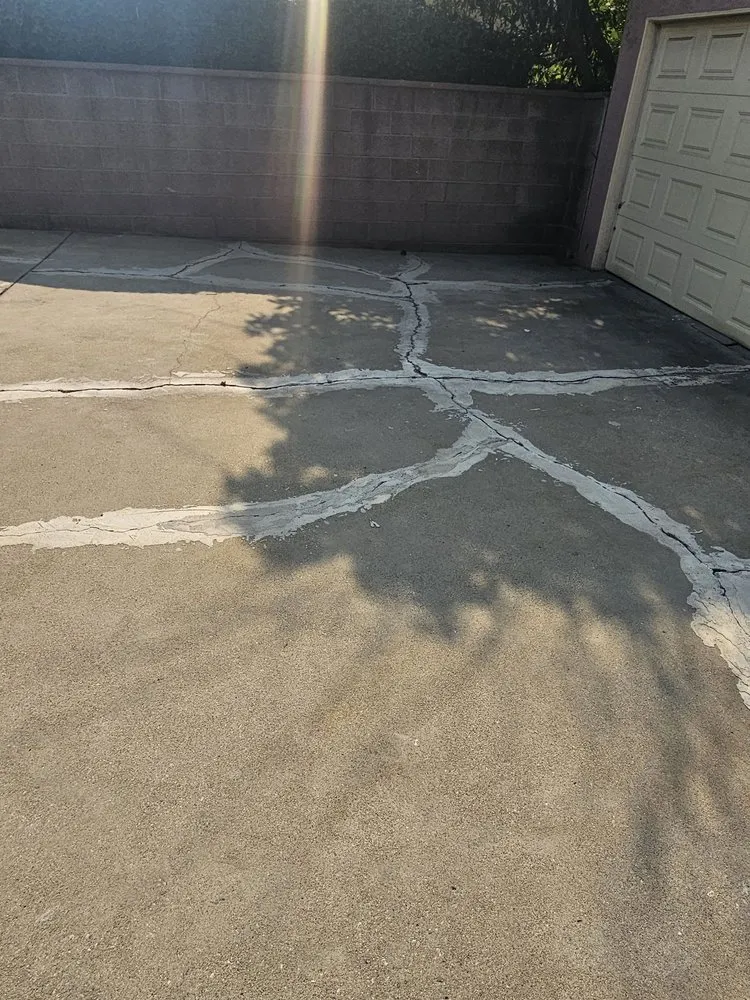 Trusted residential landscaping in Hawthorne, CA by Lopez Landscaping and Gardening