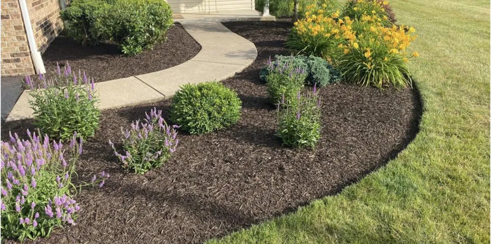 Reliable lawn mowing service in Apopka, FL - Lopez Landscaping