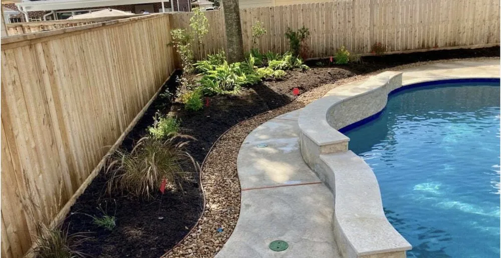 Professional lawn care service in Apopka, FL by Lopez Landscaping