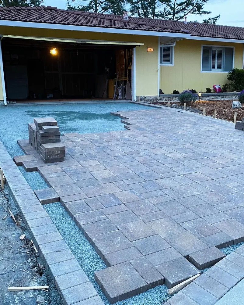 Professional yard cleanup service in Concord, CA - Lopez Landscaping