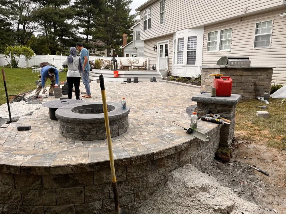 Reliable yard maintenance experts serving Derwood, MD - Lopez Landscaping