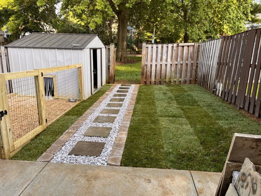 Affordable yard maintenance for homes in Derwood, MD by Lopez Landscaping