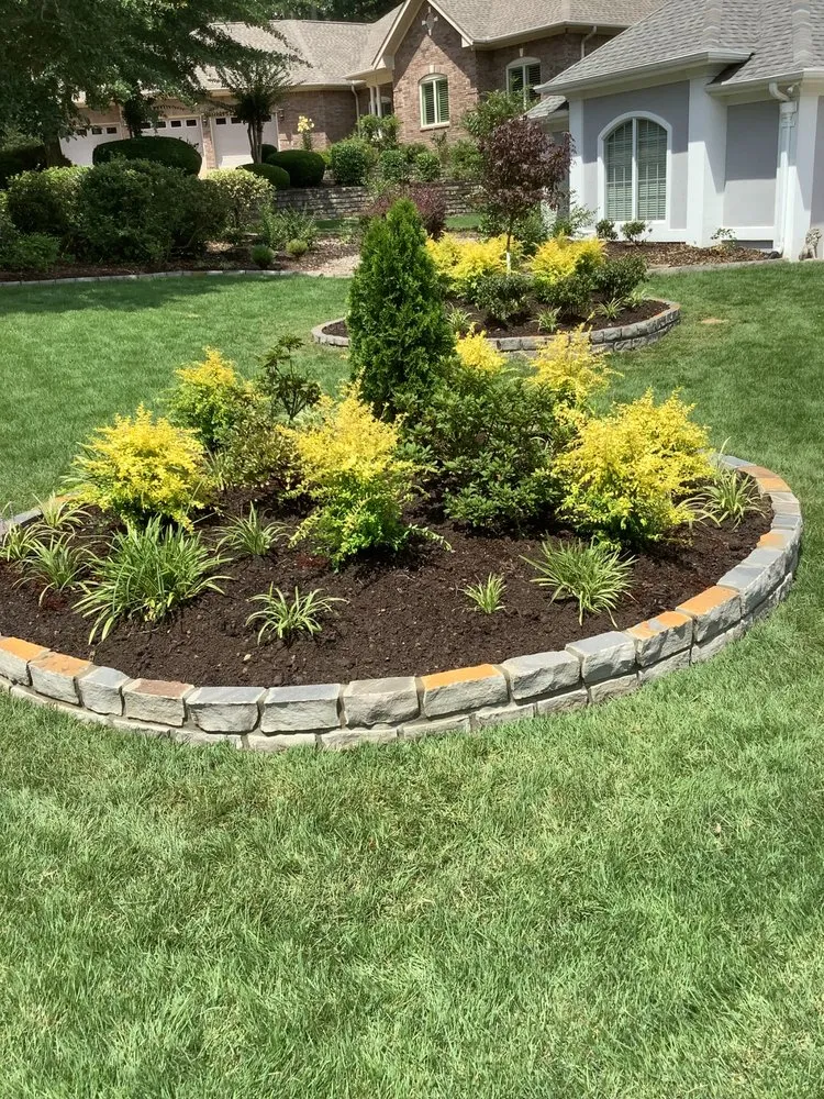 Trusted outdoor landscaping for outdoor upgrades in Fountain Lake, AR by Lopez Landscaping