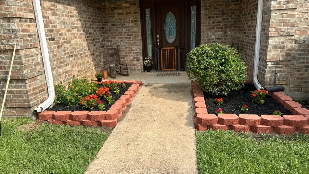 Reliable outdoor landscaping experts serving Huntsville, TX - Lopez Landscaping