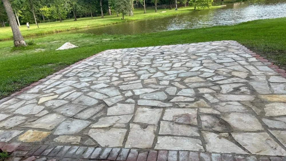 Custom yard maintenance for outdoor upgrades in Huntsville, TX by Lopez Landscaping