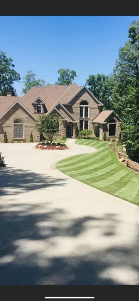 Local yard cleanup service for beautiful yards across Oakwood, GA - Lopez Landscaping