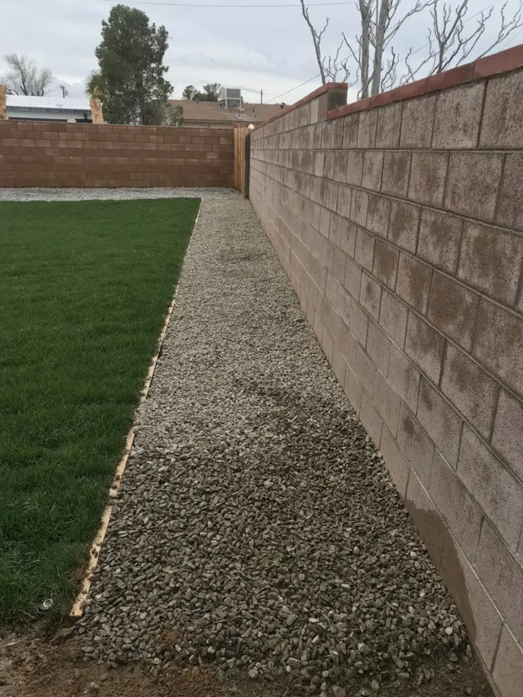 Custom garden landscaping for beautiful yards in Ridgecrest, CA by Lopez Landscaping