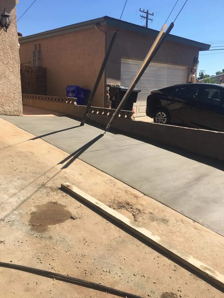 Reliable yard cleanup service in San Diego, CA - Lopez Landscaping