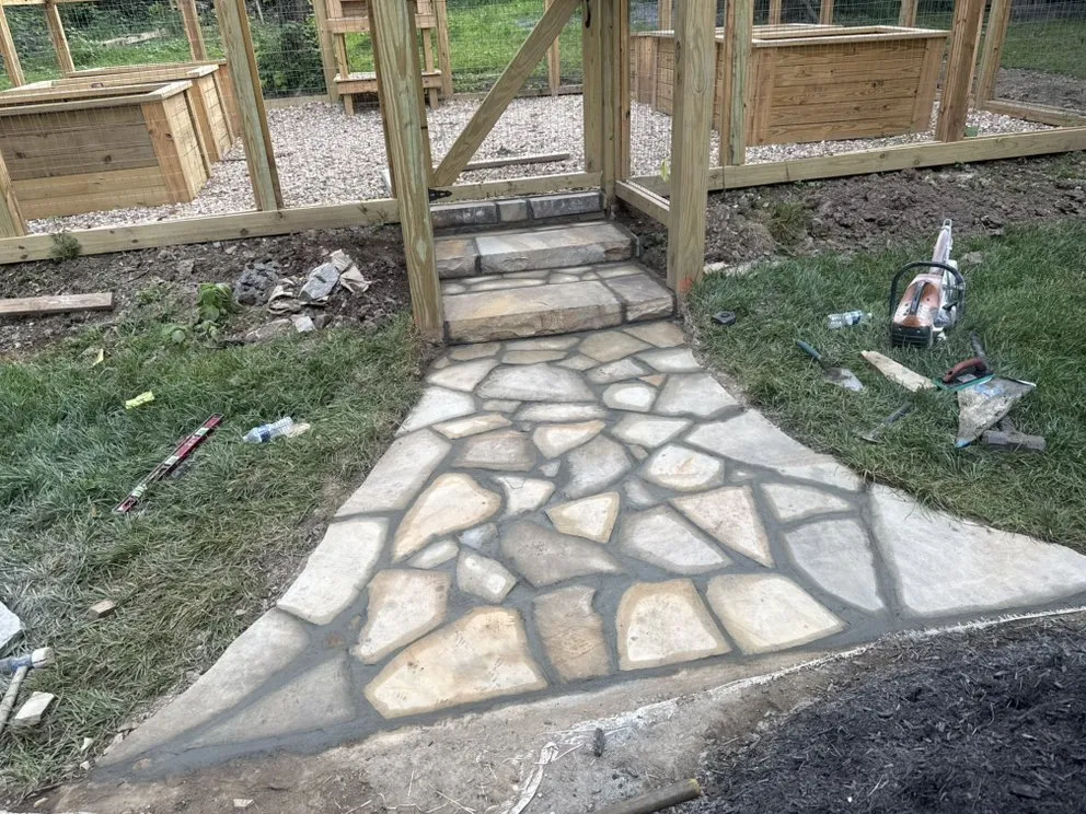 Affordable garden landscaping experts serving Nashville, TN - Lopez Landscaping Services