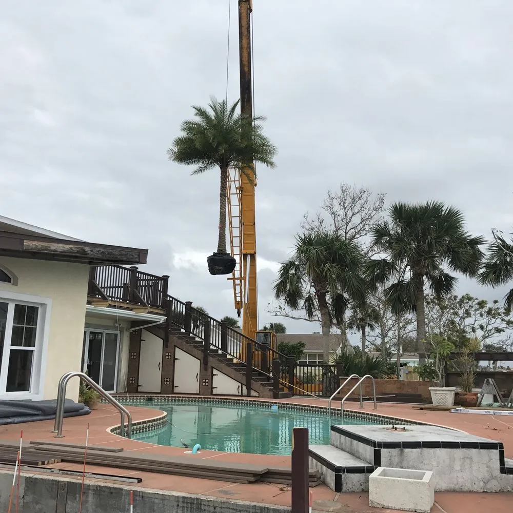 Expert residential landscaping experts serving New Smyrna Beach, FL - Lopez Landscaping Total Outdoors, LLC