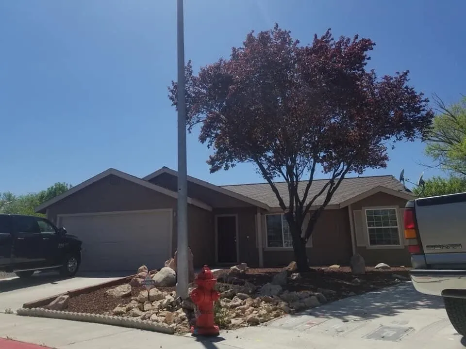 Professional lawn care service experts serving Fernley, NV - Lopez Lawn Care