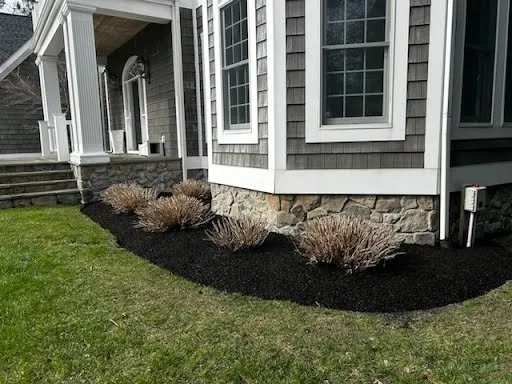 Local residential landscaping in Laurel, DE by Lopez Lawn Care Landscaping