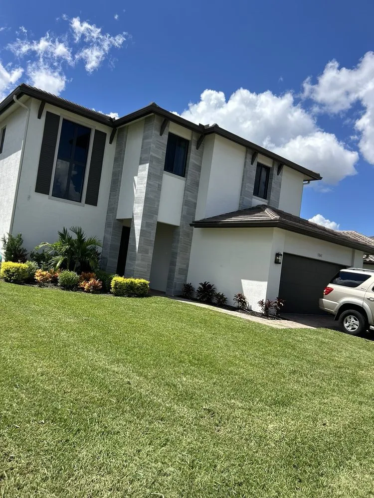 Reliable residential landscaping in Lehigh Acres, FL by Lopez Lawn Care