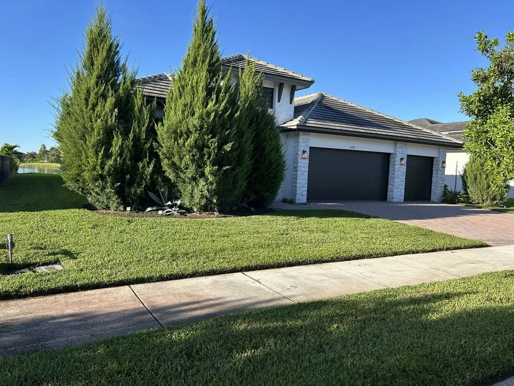 Custom landscaping services with custom design in Lehigh Acres, FL by Lopez Lawn Care