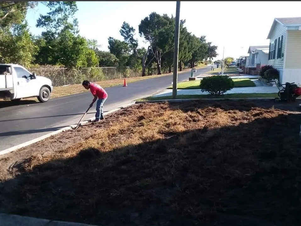 Custom outdoor landscaping experts serving Lake Placid, FL - Lopez Lawn Care Services