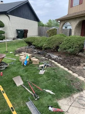 Lopez lawn service Logo