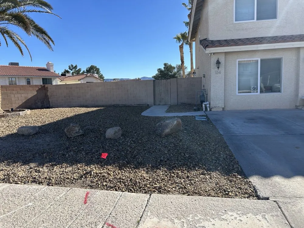 Custom outdoor landscaping experts serving Las Vegas, NV - Lopez Maintenance