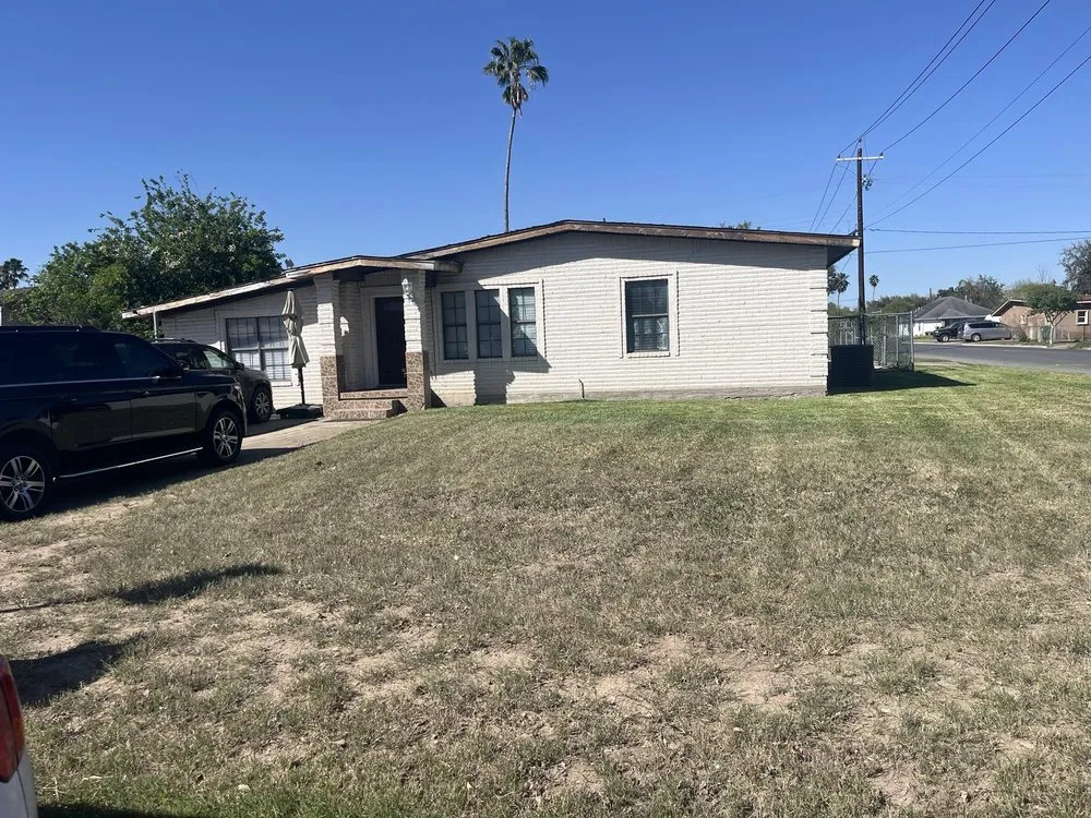 Top-rated outdoor landscaping for beautiful yards across Alamo, TX - Lopez Mowing