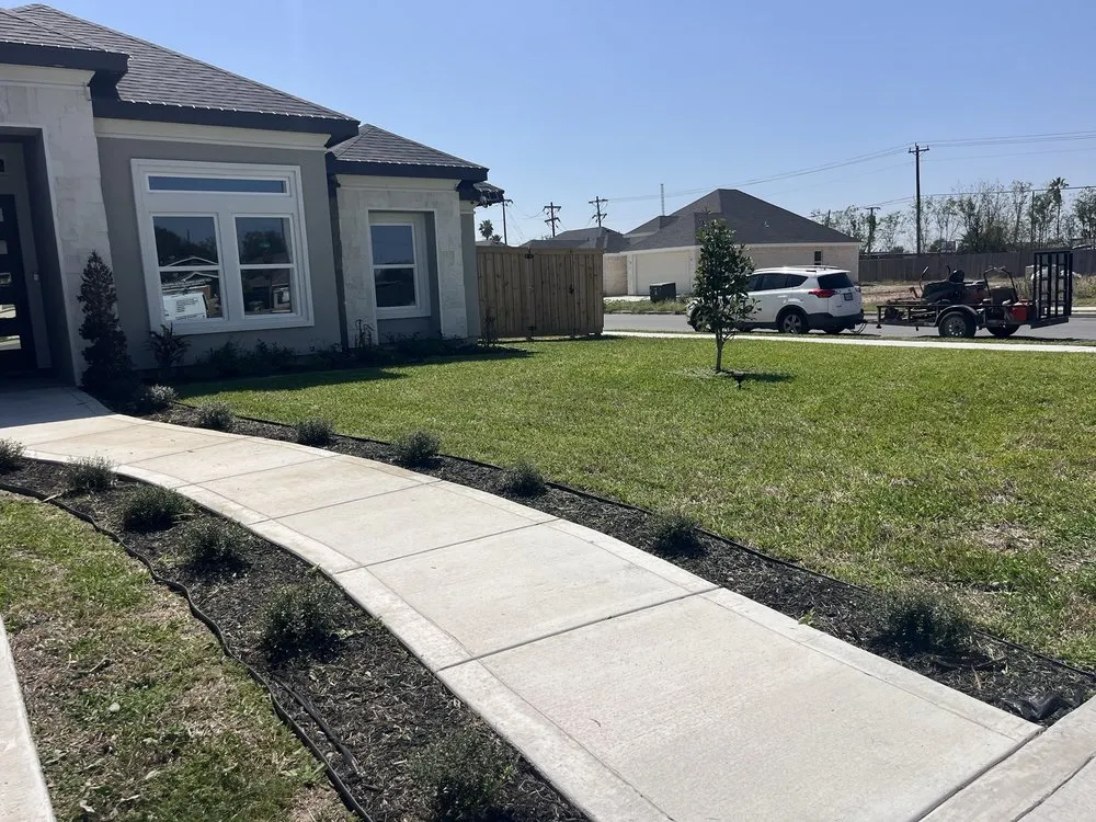 Professional lawn care service in Alamo, TX - Lopez Mowing