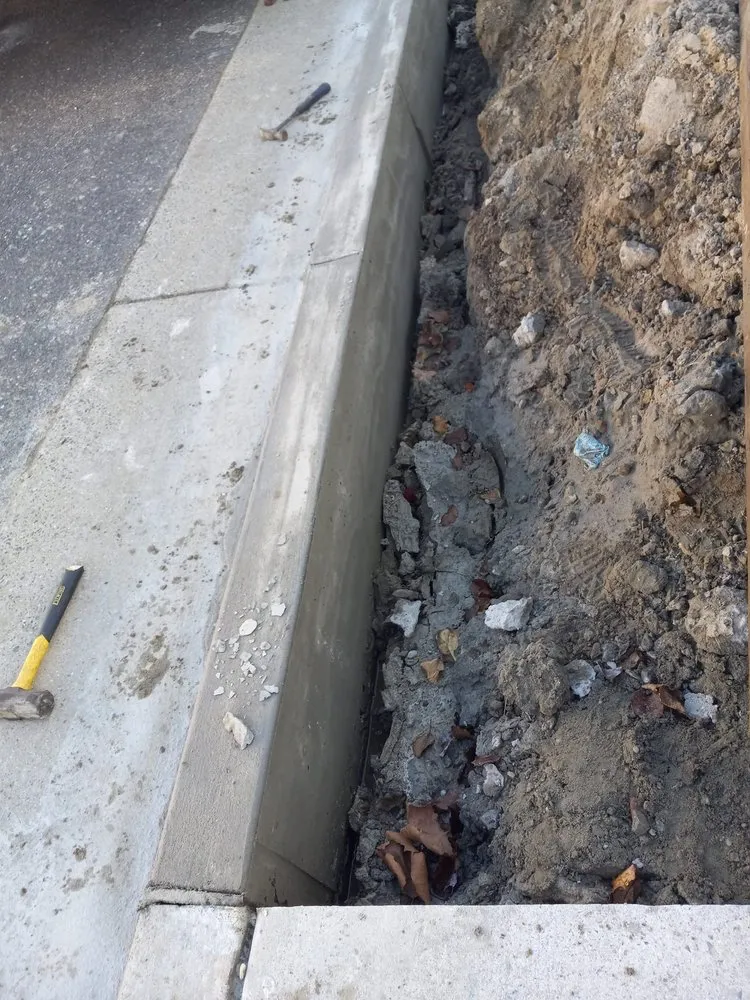 Reliable lawn care service experts serving Villas, NJ - Lopez Paver Lawn Care