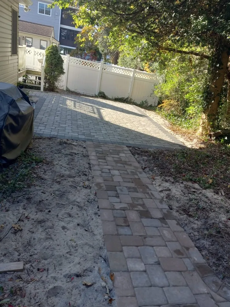 Reliable yard cleanup service for outdoor upgrades across Villas, NJ - Lopez Paver Lawn Care