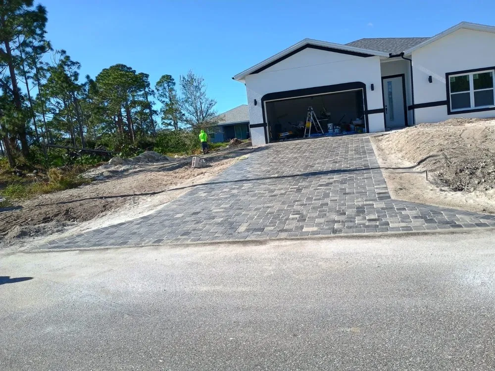 Reliable landscaping services in Palmetto, FL by Lopez Pavers One Solution