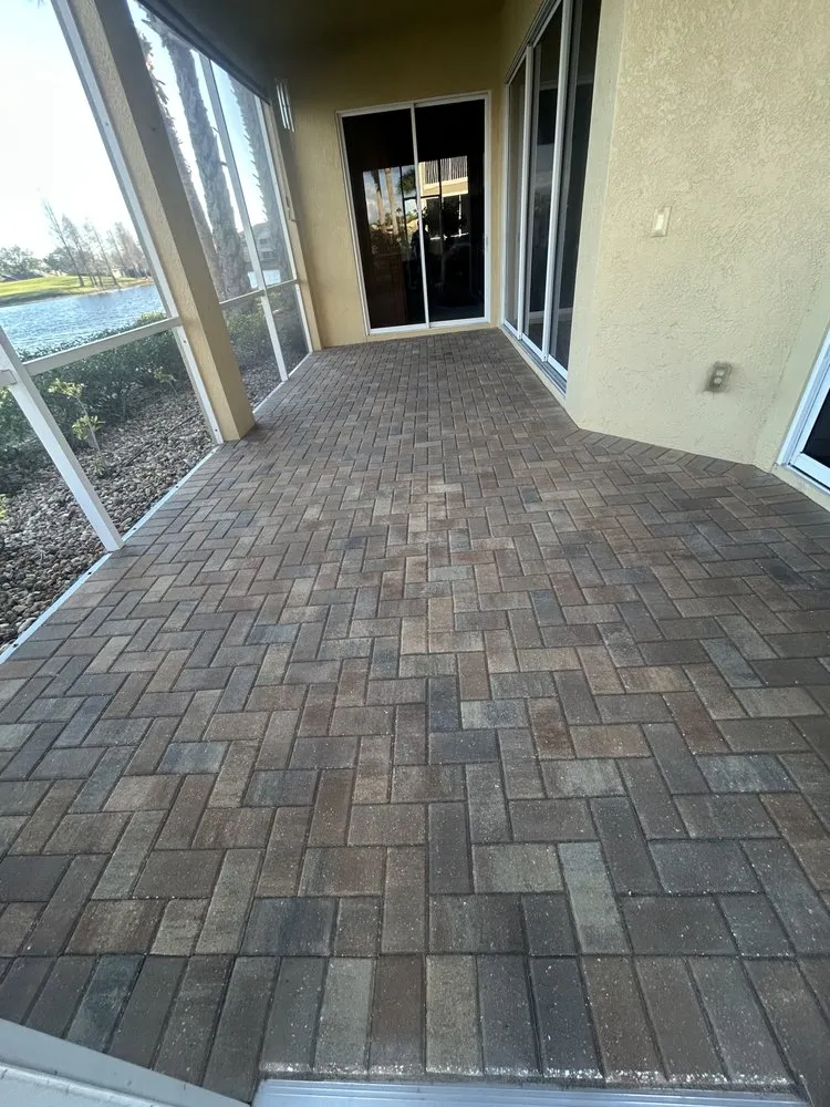 Reliable residential landscaping with custom design in Palmetto, FL by Lopez Pavers One Solution