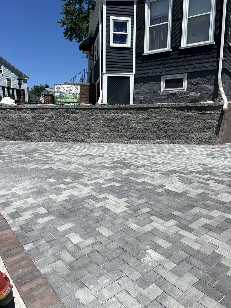 Reliable outdoor landscaping in Lynn, MA - Lopez Vicente Masonry & Construction