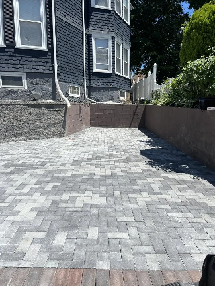 Custom yard maintenance in Lynn, MA - Lopez Vicente Masonry & Construction