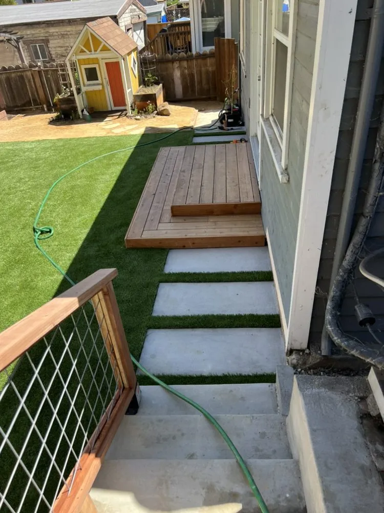 Local lawn care service experts serving El Sobrante, CA - Lopez's Landscaping & Construction
