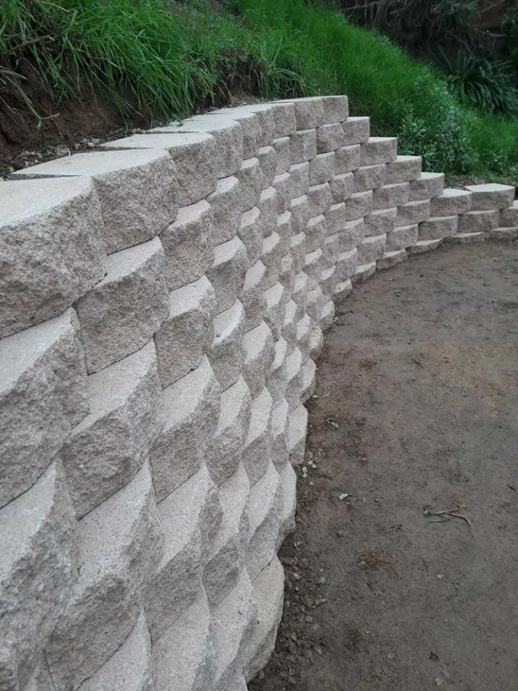 Reliable garden landscaping in San Marcos, CA by Lopezz Landscape