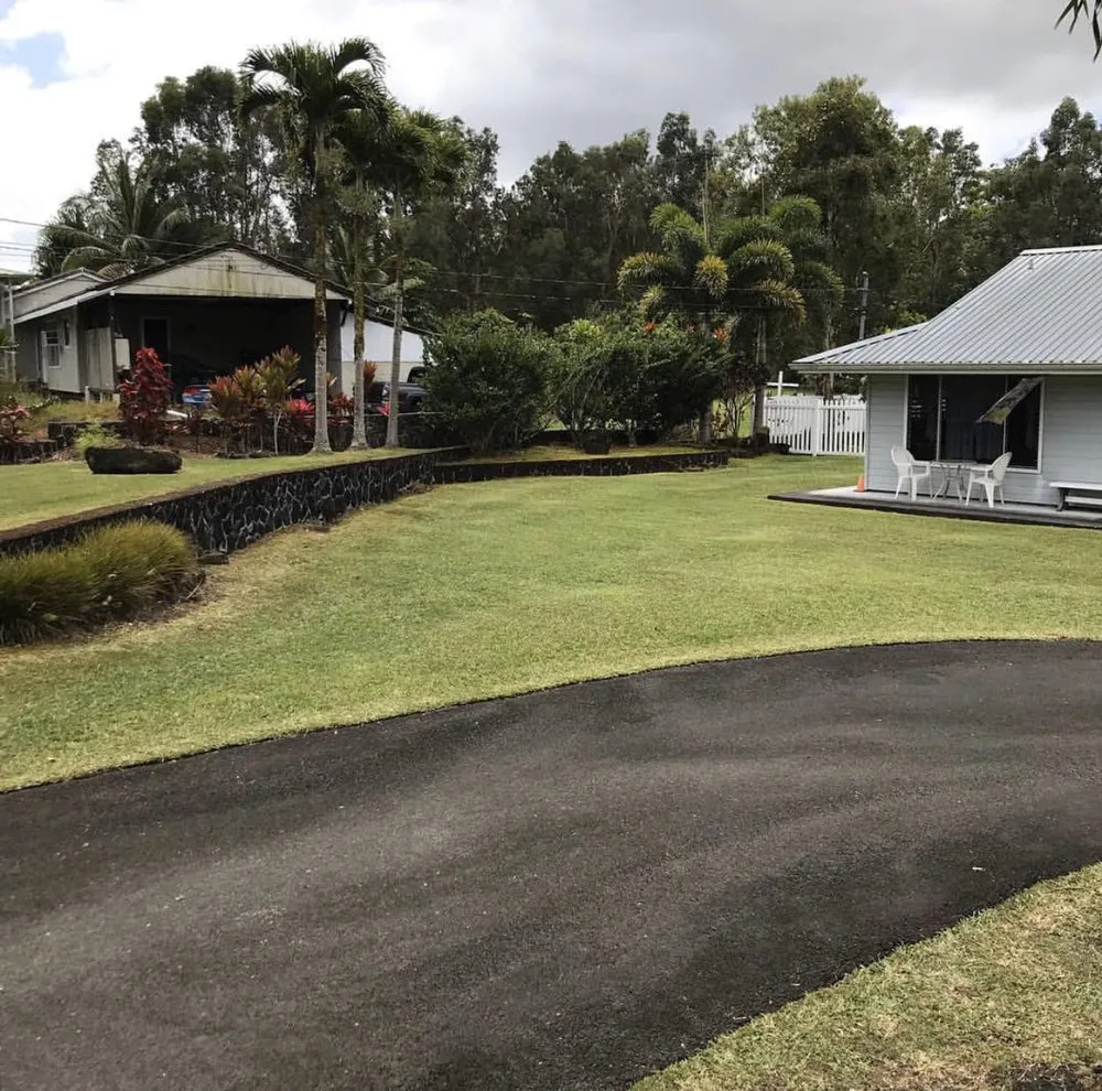 Professional yard maintenance in Hilo, HI by Lord’s landscaping