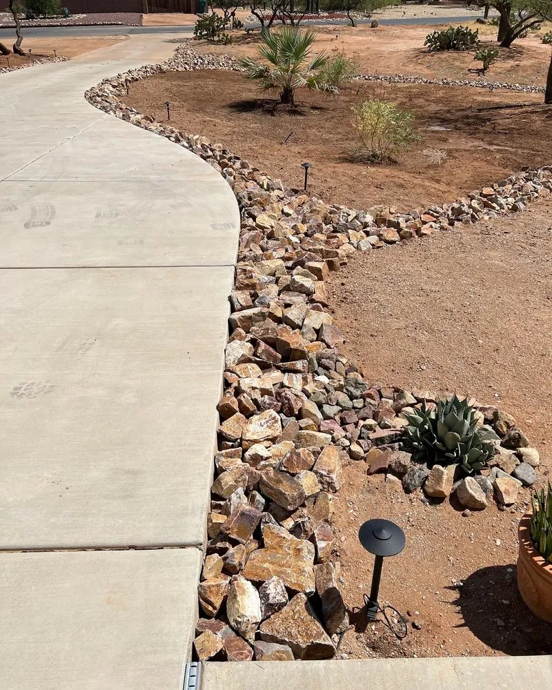 Custom garden landscaping for residential properties in Tucson, AZ by Lordz