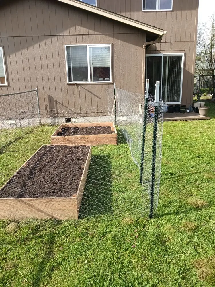 Top-rated lawn mowing service for year-round maintenance in Eugene, OR by Loren Riddle