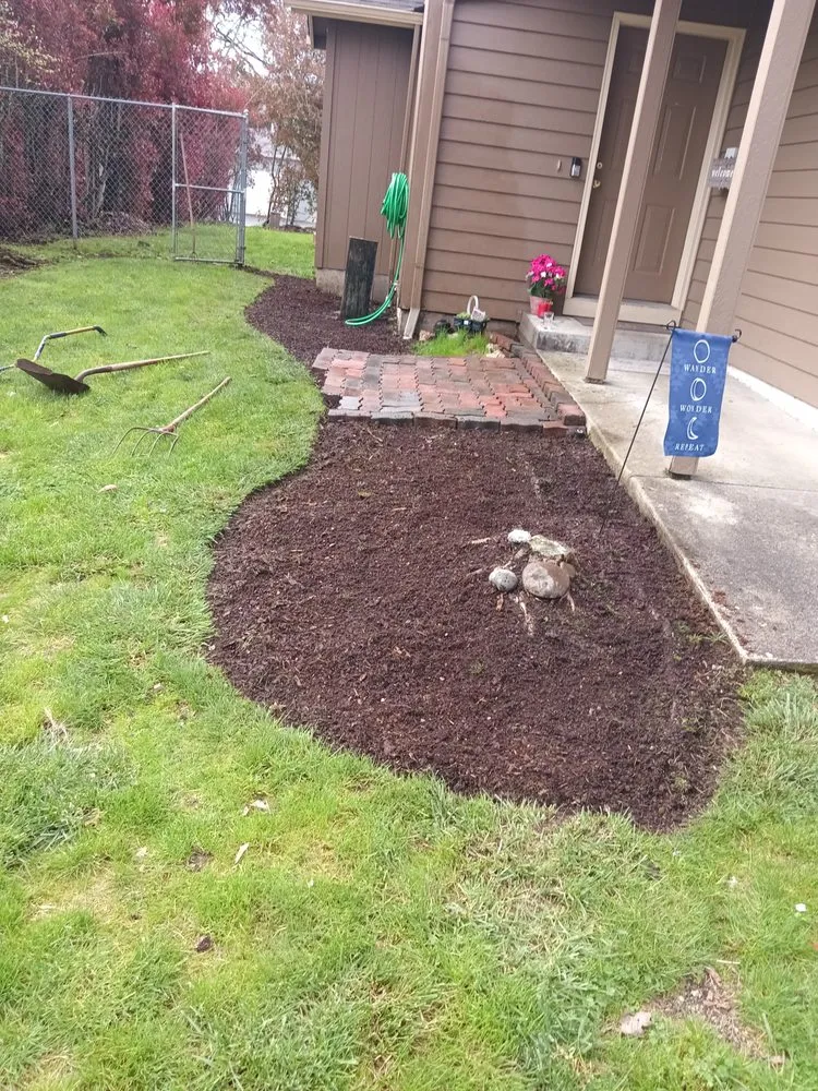 Reliable lawn care service in Eugene, OR by Loren Riddle