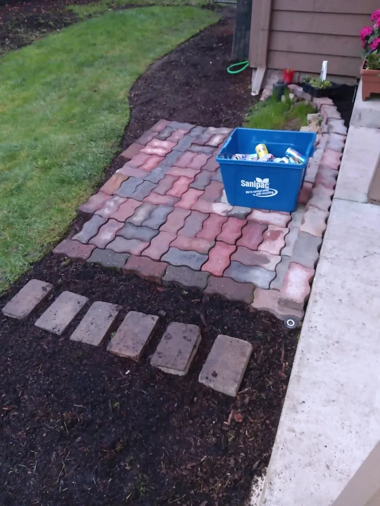 Expert landscape design near you across Eugene, OR - Loren Riddle